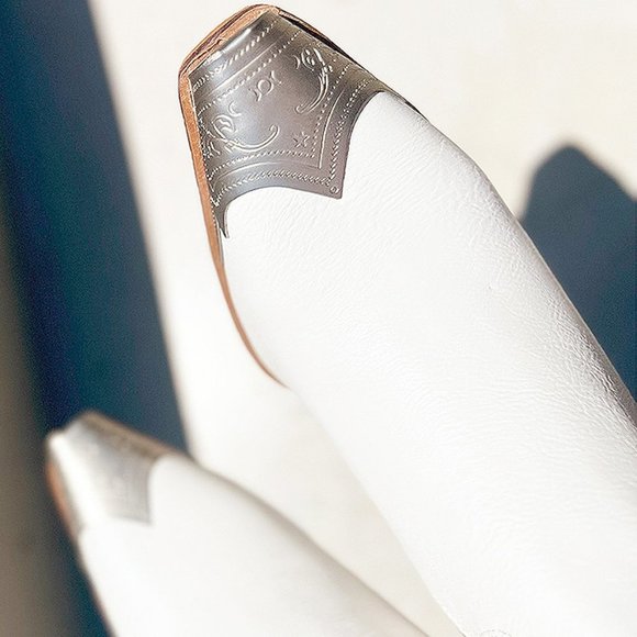 NEW White PU Leather Metal Cap Toe Block Heel Cowgirl Cowboy Western Ankle Boots - Picture 11 of 16